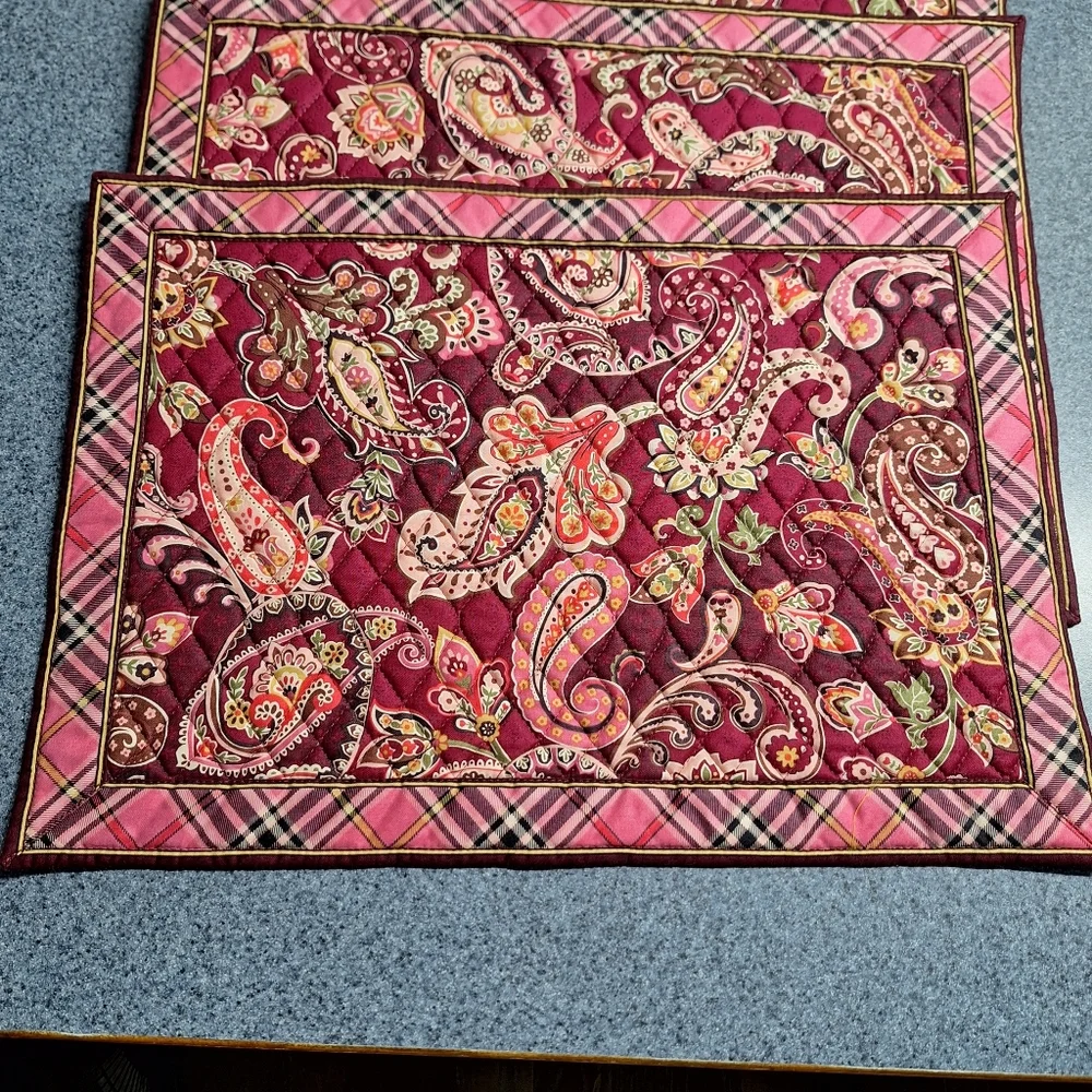 Vera Bradley Reversible Paisley Quilted Placemats Set of 6, Retired Pattern
